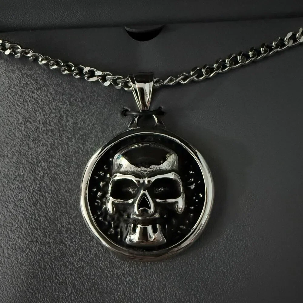 Ed Hardy Skull Head Stainless Steel Silver Tone Necklace Chain Pendant New 26”